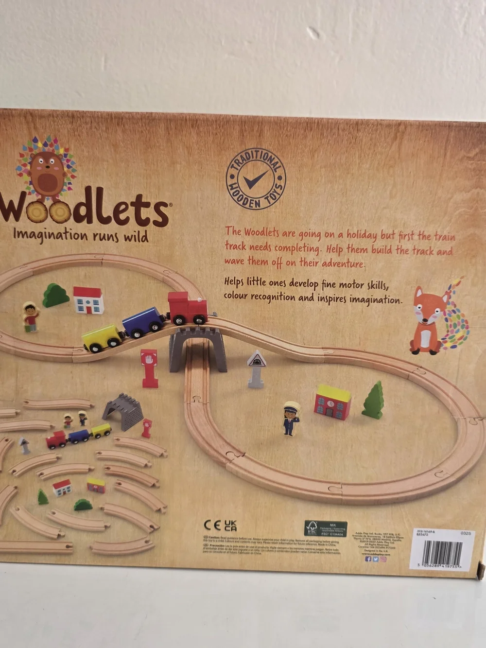 30 Piece Kids Wooden Train Set - Multicolor NEW.